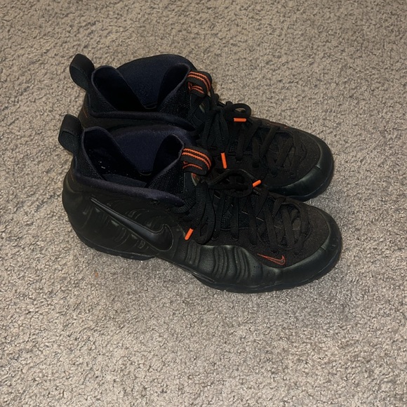 Nike Foamposits